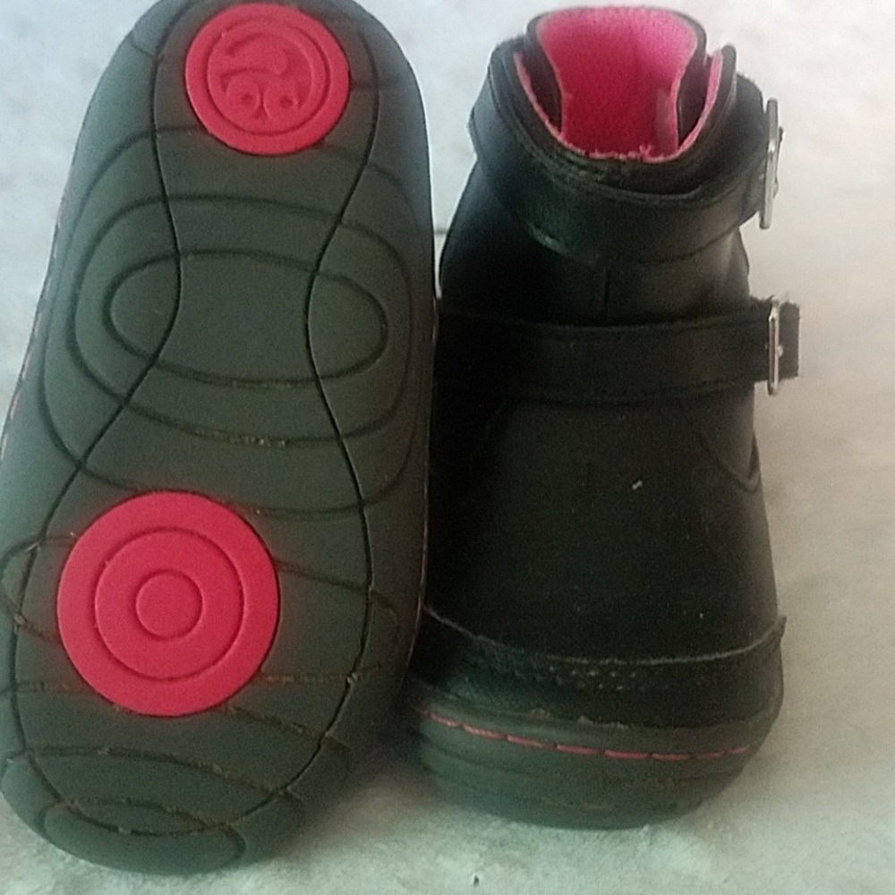 EUC toddler boots